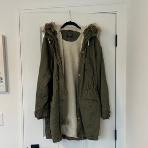 Abercrombie & Fitch Olive Green Parka with Faux Fur Trim